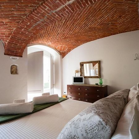 La Morra Suite Esterno foto
