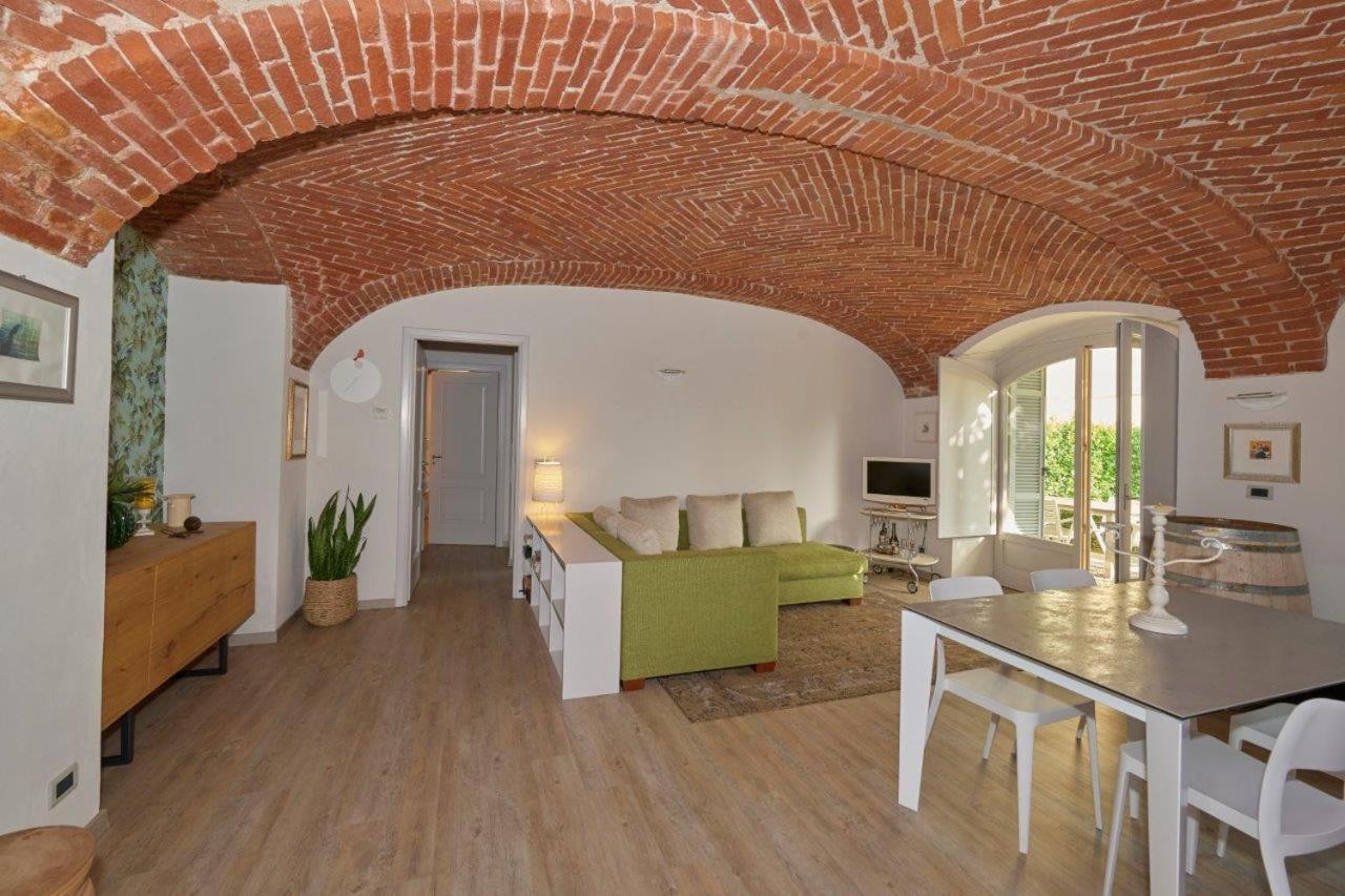 La Morra Suite Esterno foto